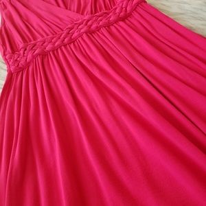 Spense V-neck Sleeveless Dress